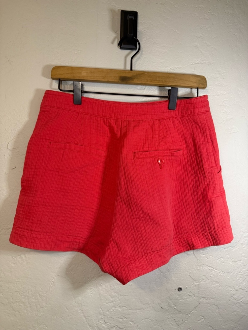 Maeve x Anthro Gauze Boyfriend Shorts Size 8 Flat Front Pocket Textured Side Zip - Picture 3 of 6